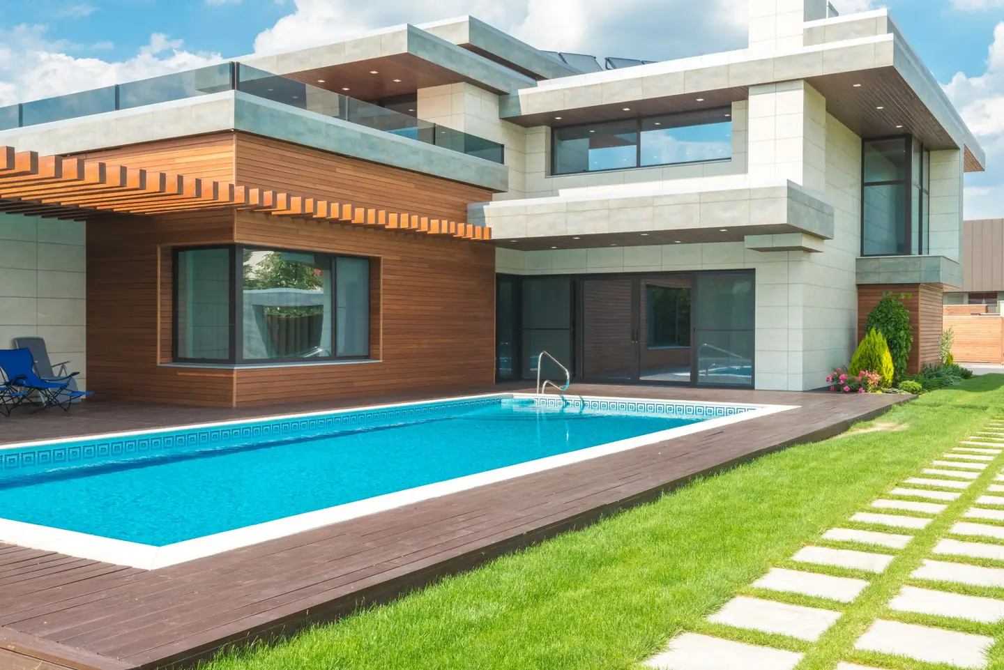 Infinity & Wet-Edge Pools in Clovelly, NSW